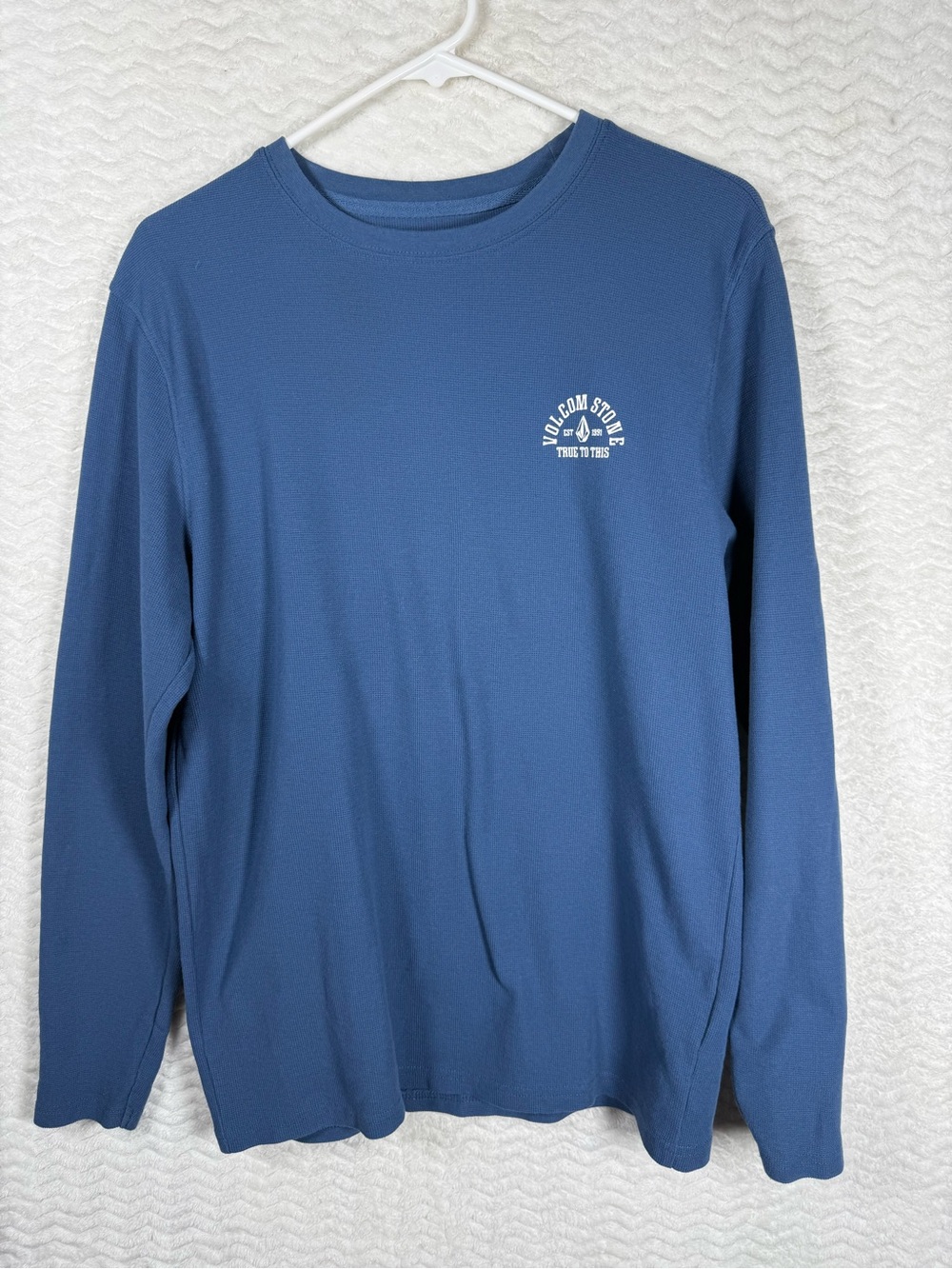 Volcom Men's Long Sleeve Tee in Slate Blue with Chest Logo